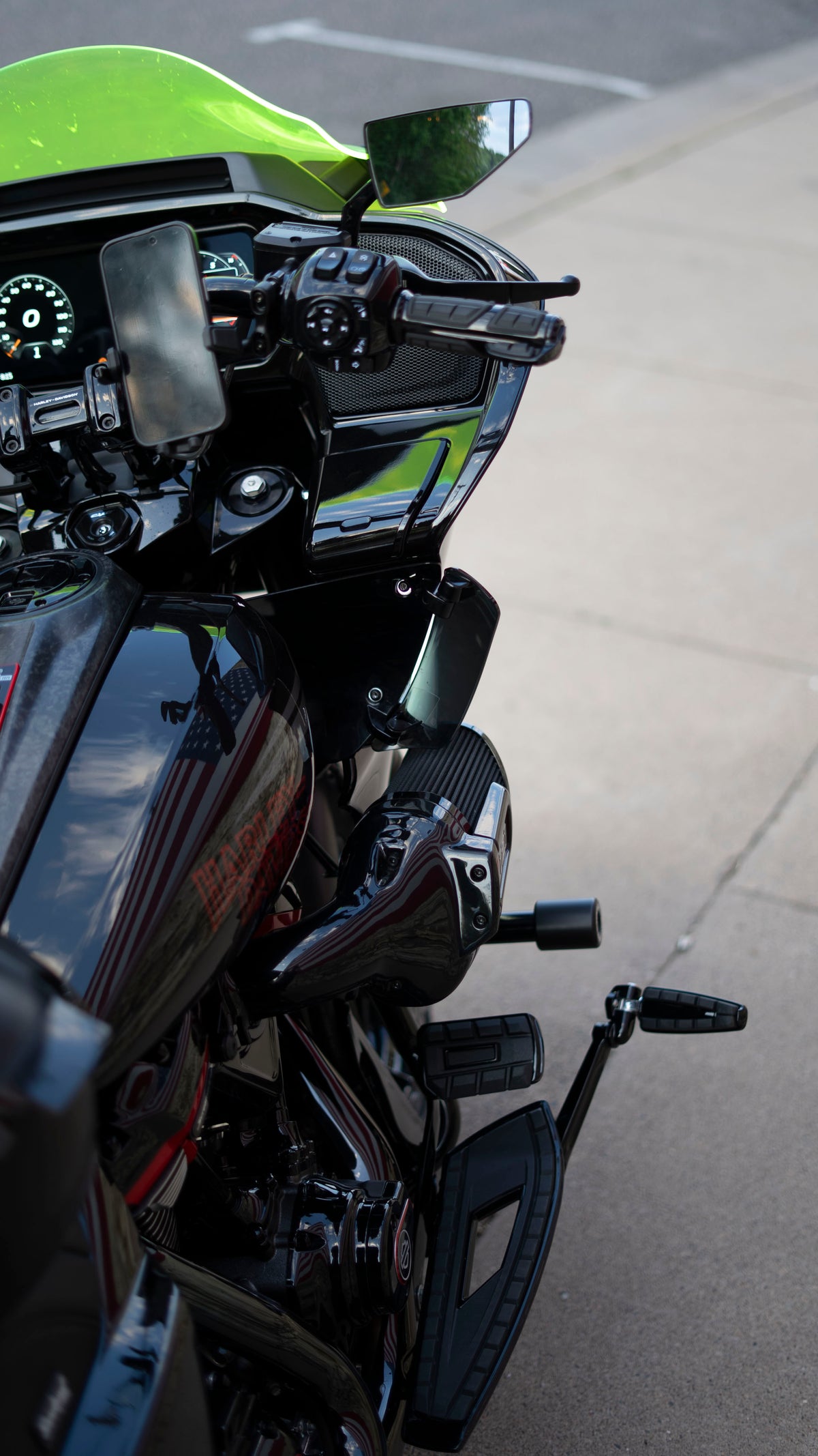 Frame Mounted Adjustable Highway Peg Mount Kit
