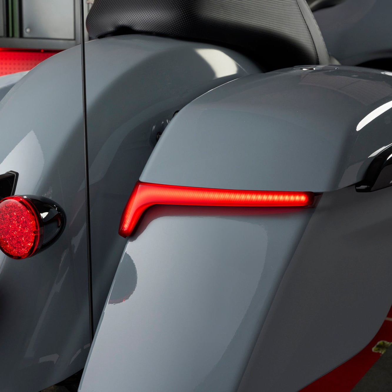 Bryant M1 Saddlebag Lights for Indian