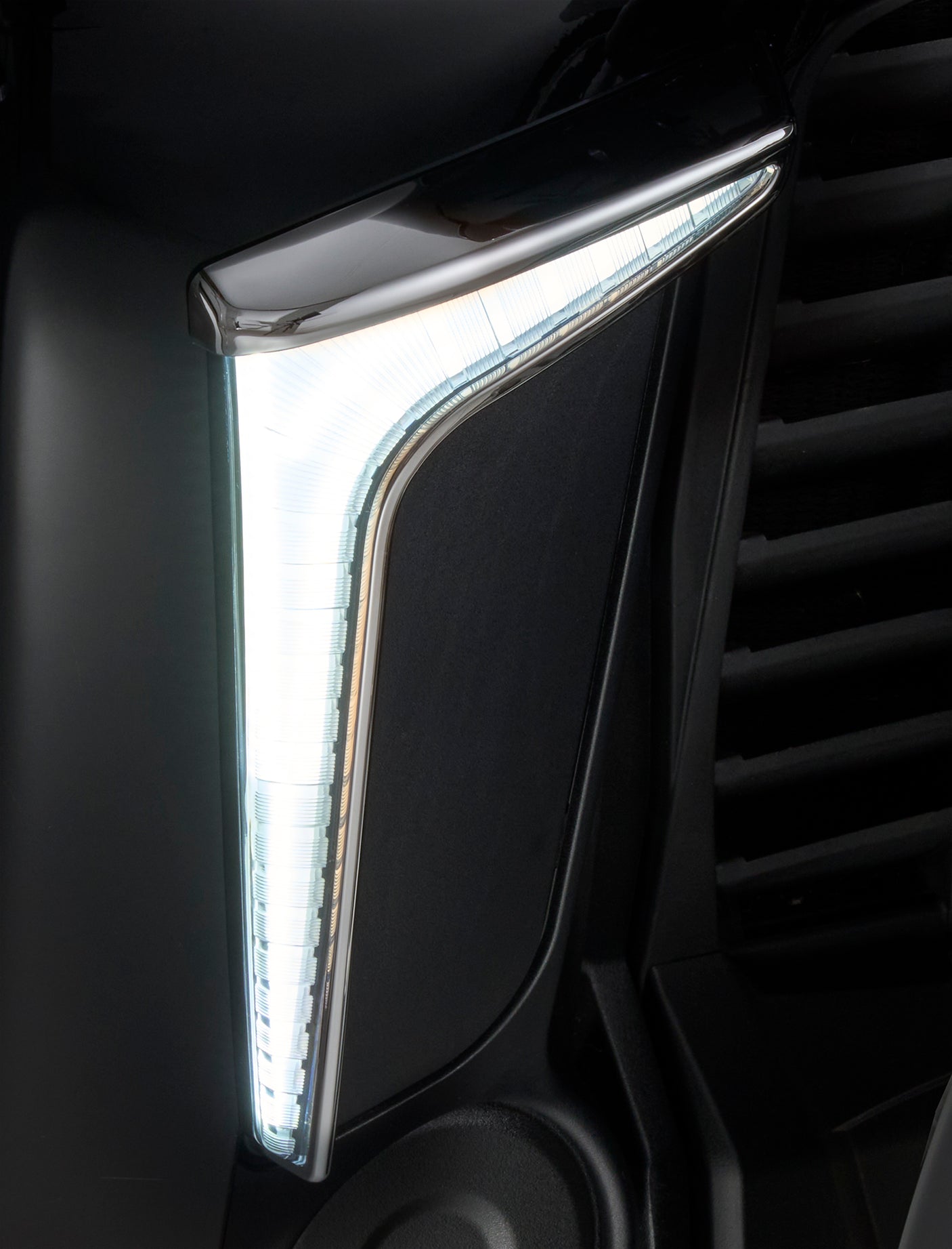 Fang® Lower Fairing Lights for Indian Pursuit