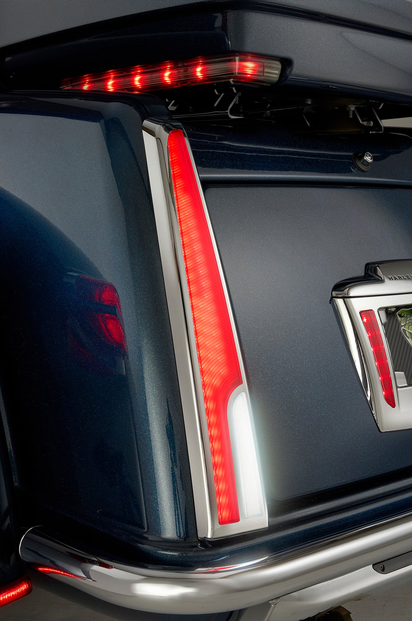 CALADE™ Tail Lights for Tri Glide