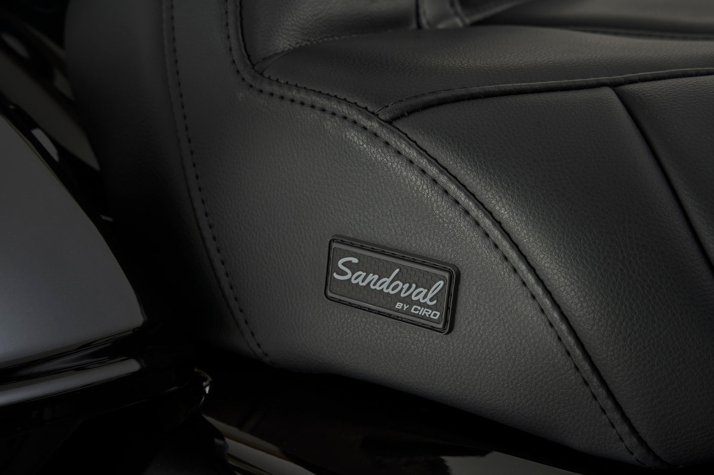 Sandoval Driver Seat by Ciro / '23.5-up Harley-Davidson Touring