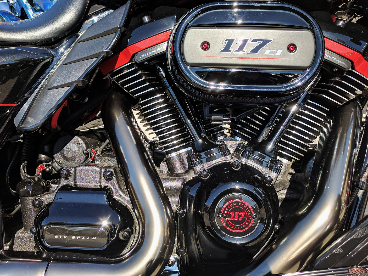 Engine Bolt Cover Kits For Milwaukee 8 | M8|  For Harley-Davidson | Street Glide, Road Glide, Ultra, Limited
