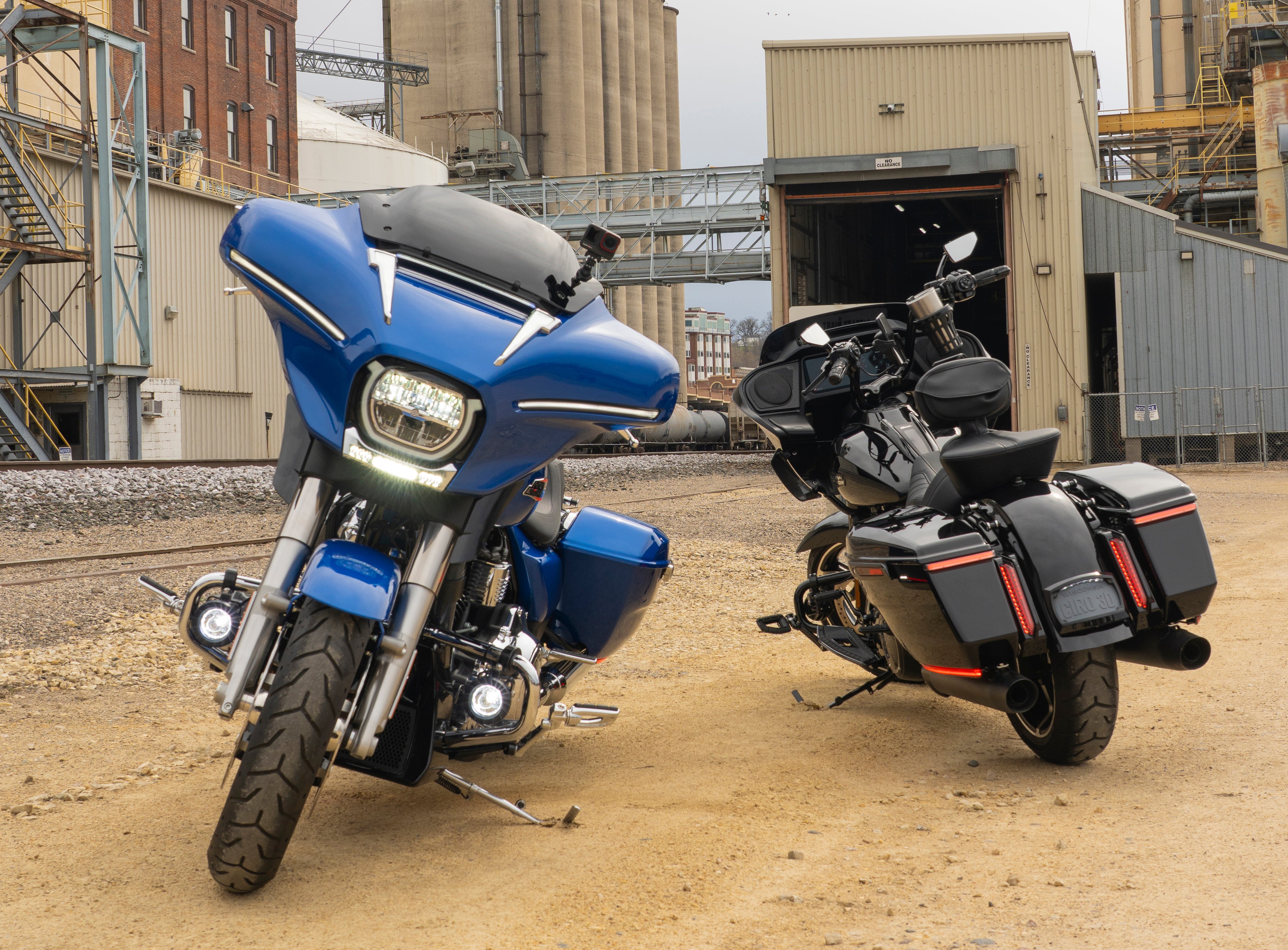 フライトナイト Fairing Vent Light / '23.5-up H-D Road Glide – Ciro