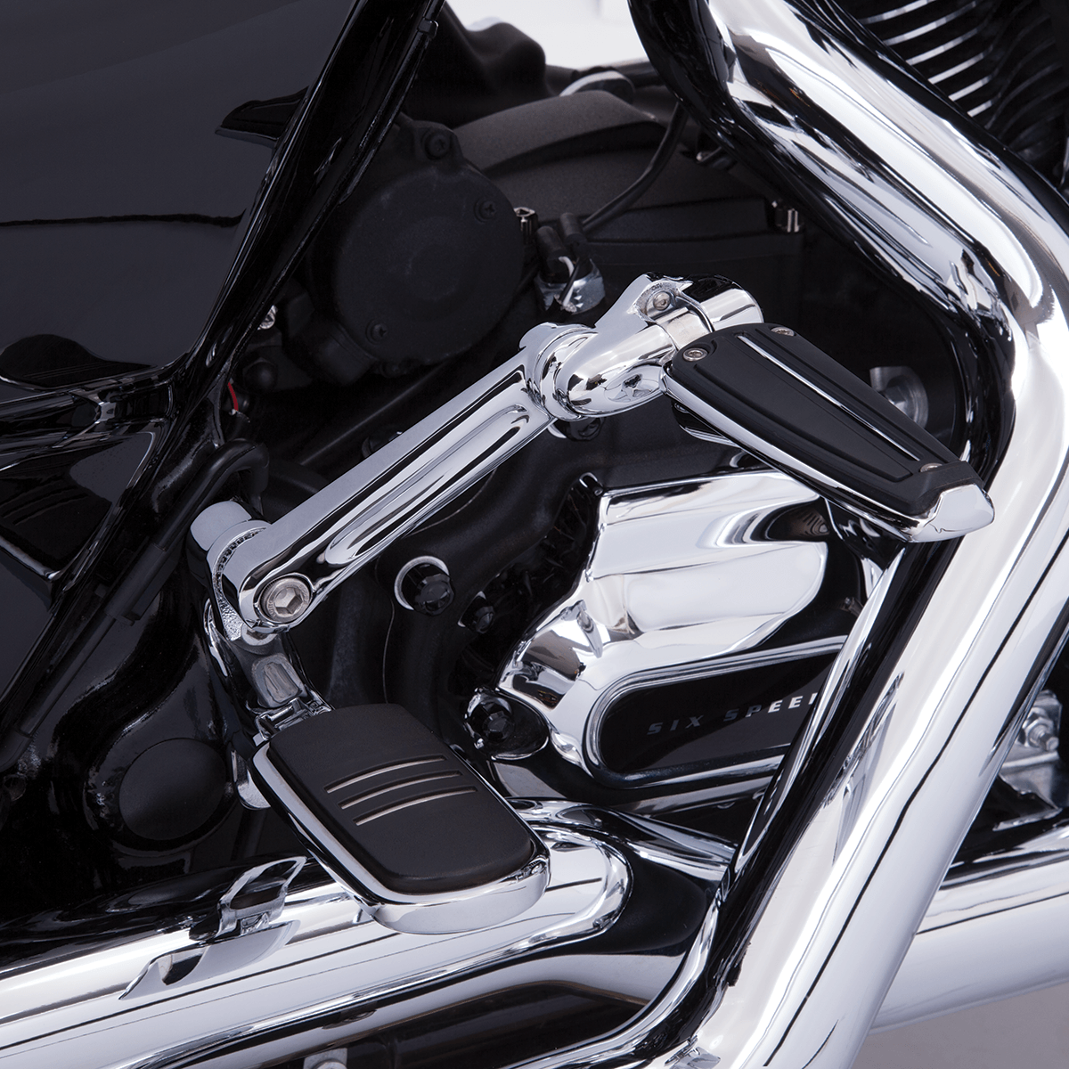 Street glide highway sales pegs