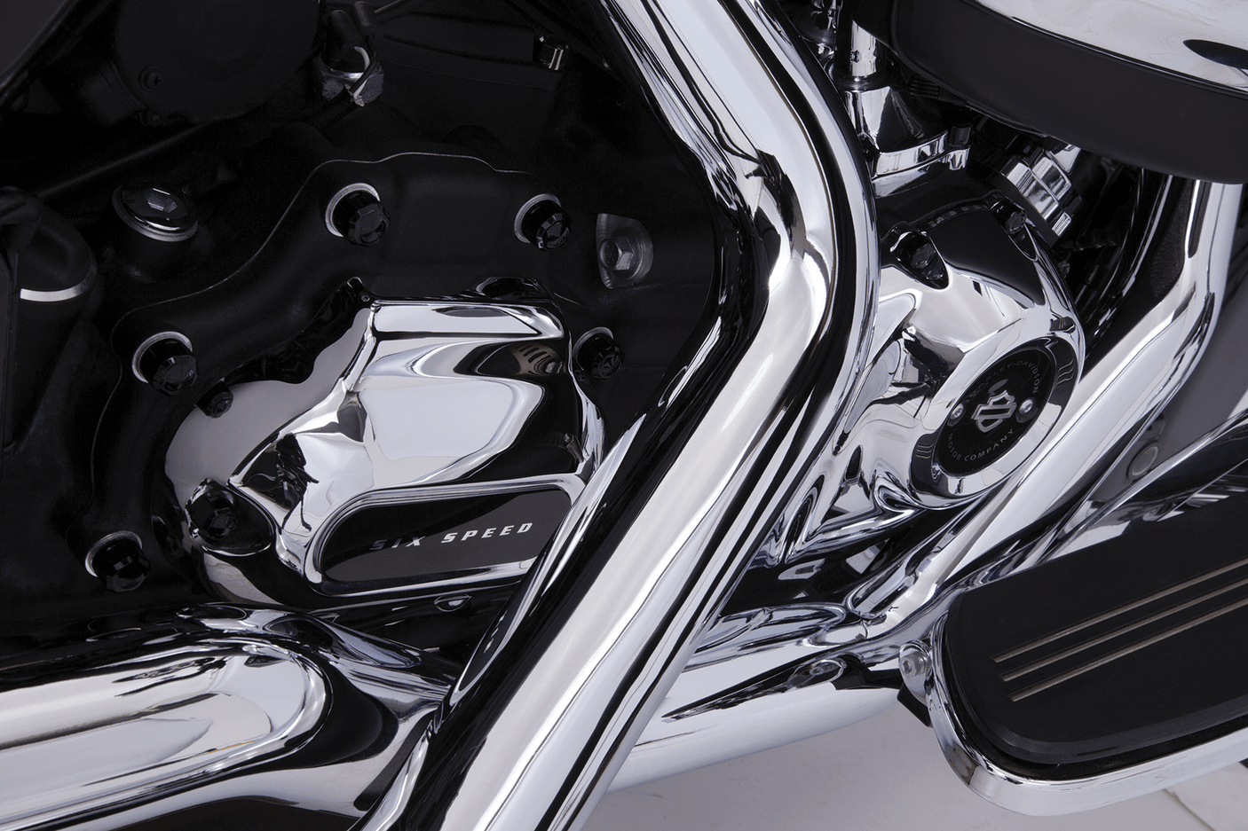 Engine Bolt Cover Kits For M8 Models | Ciro | For Harley Engine Bolt Cover Kits For M8 Models | Ciro | For Harley