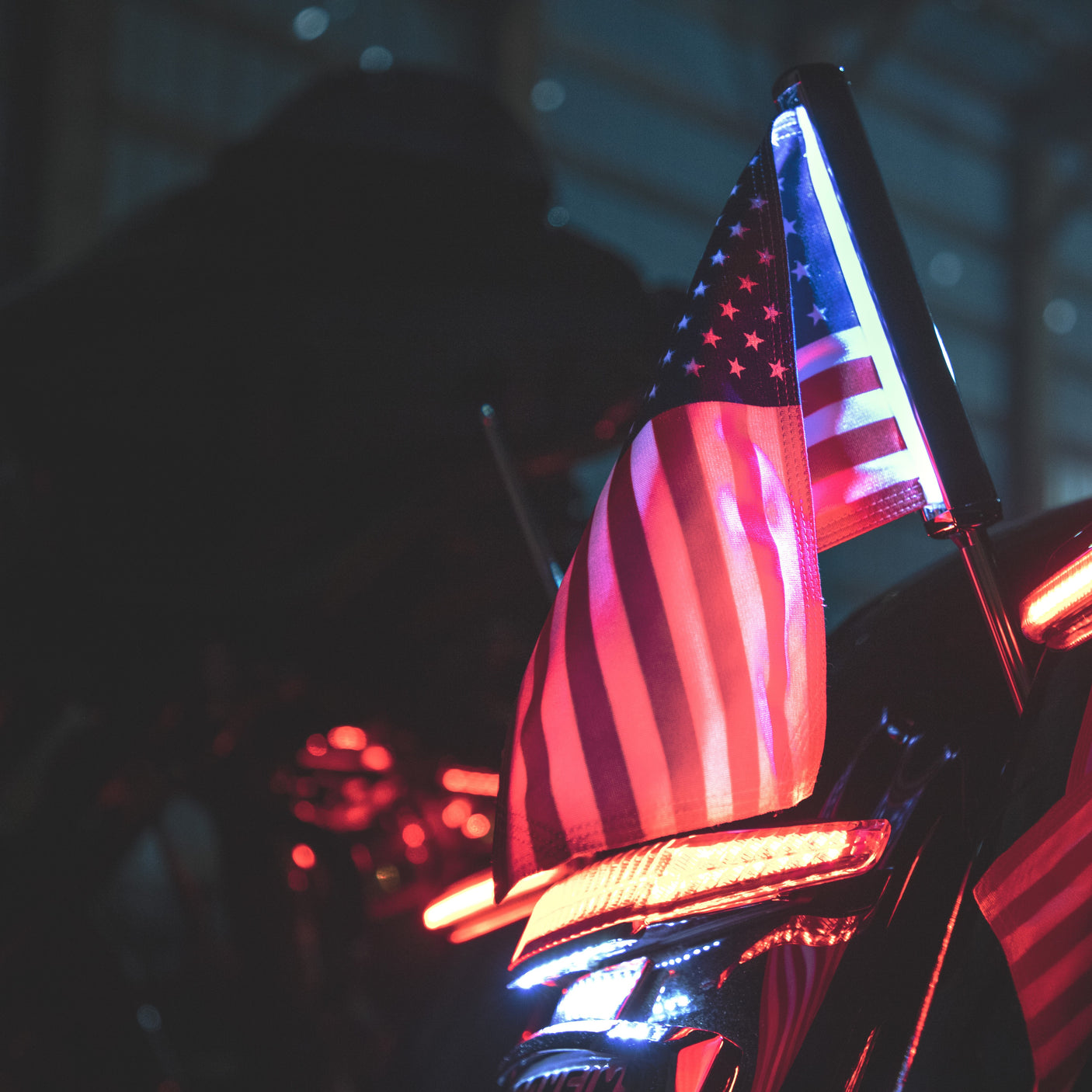 Led Lighted Flag Pole | Shelly Lighting
